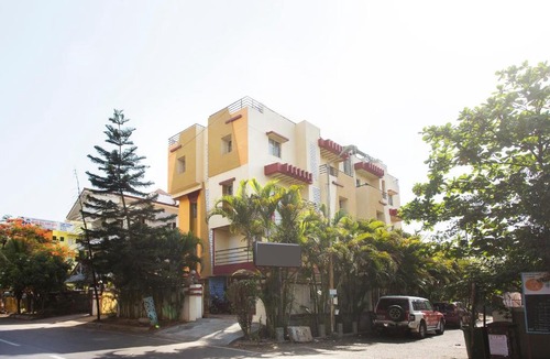 Pimpri - Chinchwad Hotel | OYO 11566 Shree Swami Apartment