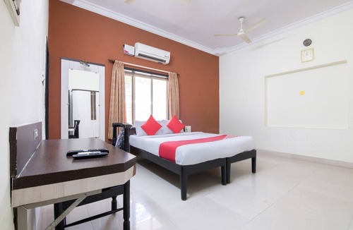Electronics City Hotel | OYO 12737 JK Residency