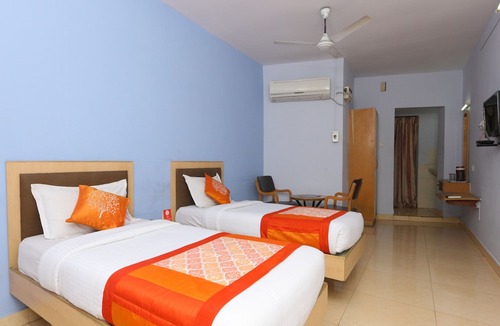 Mylapore Hotel | OYO 14933 RPR Residency