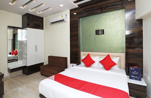 Kolkata Hotel | OYO 15617 Abi's Inn