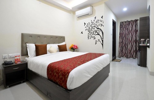 Secunderabad Hotel | OYO 3169 Hotel Lotus Grand