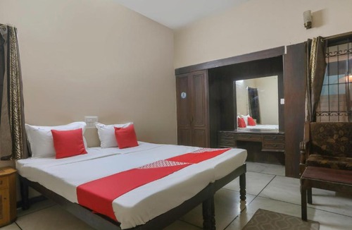 Salem Hotel | OYO 46051 Hotel Pearls