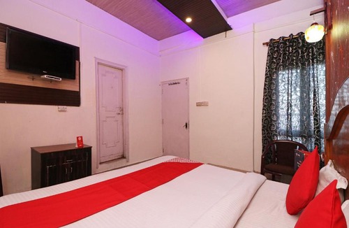 Lakdi Ka Pul Hotel | OYO 73851 Hotel Hyderabad Comfort Lakdikapul