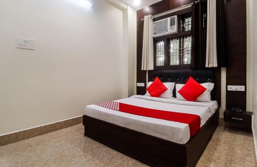 Lakdi Ka Pul Hotel | OYO 73851 Hotel Hyderabad Comfort Lakdikapul