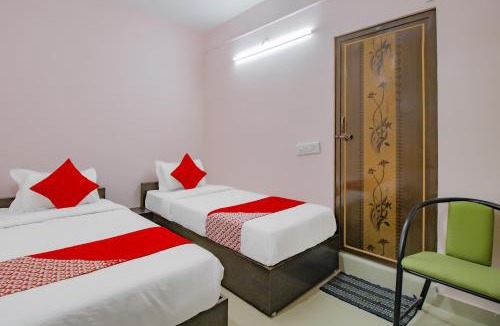 Narasapura Hotel | OYO 79181 Sri Dhanalakshmi Boarding & Lodging