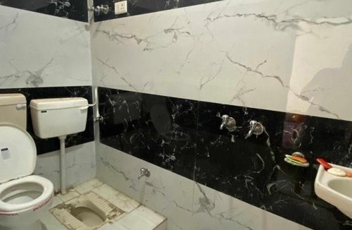 Dausa Hotel | OYO 85866 S K Hotel