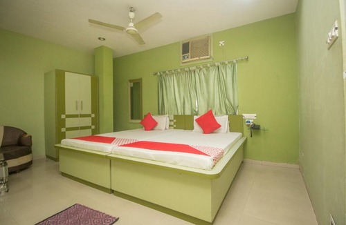 Raiganj Hotel | OYO Flagship 49144 Jain Lodge