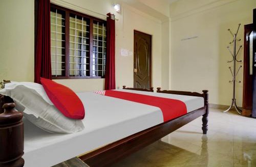 Vagamon Hotel | OYO Flagship Bench Hotel Vagamon