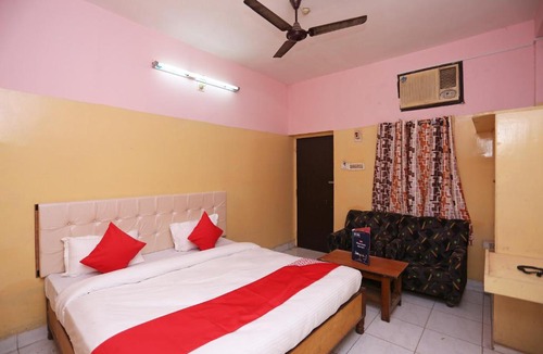 Bhubaneshwar Hotel | OYO Hotel Bhaba Lakshmi