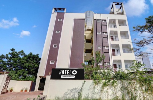 Kakinada Hotel | OYO Hotel O Ramaraopet Near Kakinada Beach