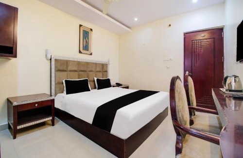 Gajuwaka Hotel | OYO Townhouse Gajuwaka Near CMR Mall