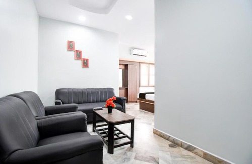 Rayagarha Hotel | OYO Townhouse Jyoti Mahal Road Rayagada