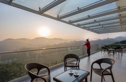 Elappara Villa | Ozone Greens by VEO - Part of StayVista