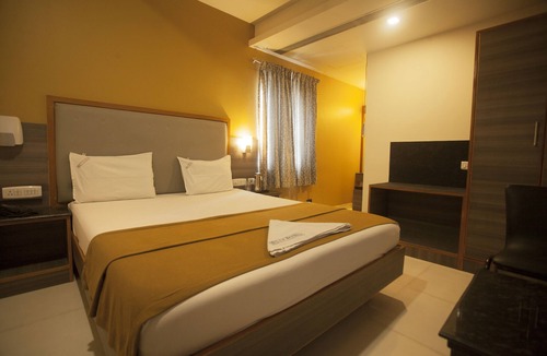 KK Nagar Hotel | P K Rresidency