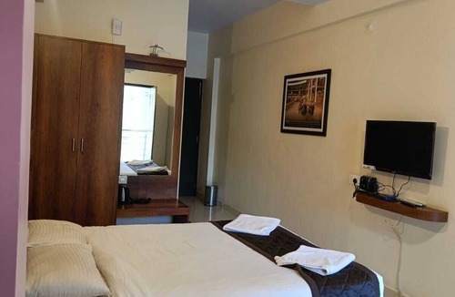 Kundapur Hotel | Paakashala Kumbashi