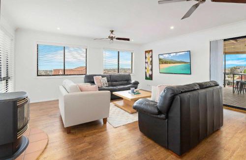 Flinders House | Pacific View - Pet Friendly
