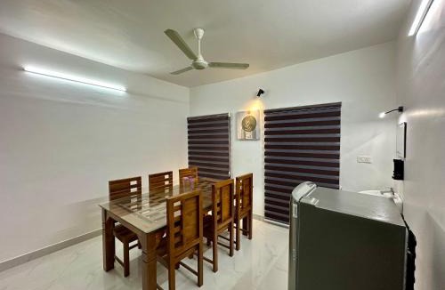 Thiruvananthapuram Villa | Padmanabham Villa Blissful 3BHK Stay Near Airport