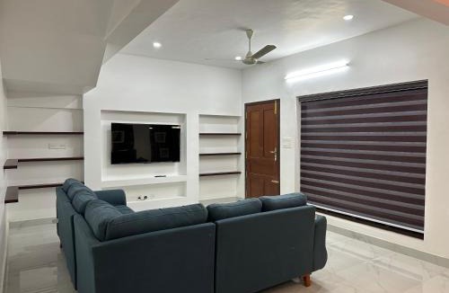 Thiruvananthapuram Villa | Padmanabham Villa Blissful 3BHK Stay Near Airport
