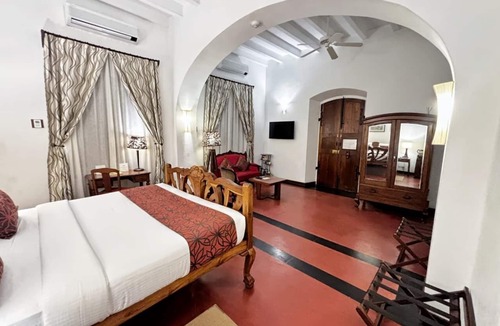 Kalapettai Hotel | Palais de Mahé - Cgh Earth