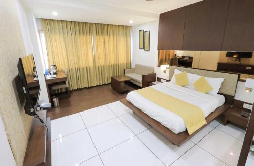 Sayajiganj Hotel | Palette Hotel Surya by CheckIn, Vadodara