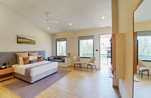 Kohka House | Palette Orient Greenz Pench by CheckIn