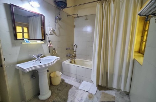 Kota Hotel | Palkiya Haveli - A Heritage Home