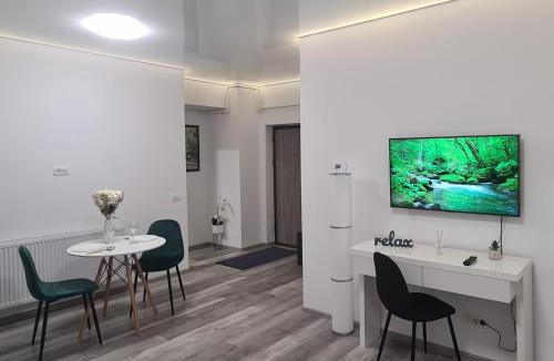 Sector 3 Apartment | Pallady Studio 85