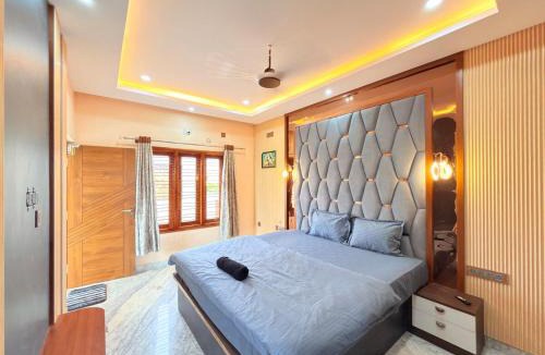 Narasapura House | Palm Breeze 4BHK Spacez Modern Villa