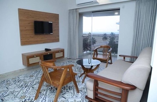 Mangalore Resort | Palm Breeze Beach Resort