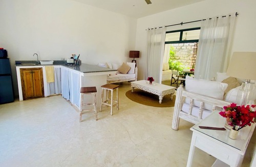 Watamu Villa | Palm Cottage - A tranquil haven for two, self contained villa with private pool.