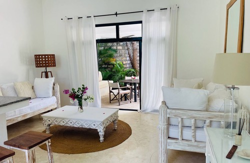 Watamu Villa | Palm Cottage - A tranquil haven for two, self contained villa with private pool.