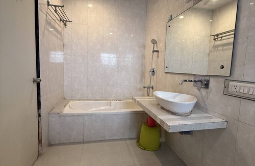 Kolkata Hotel | Palm Village Resort