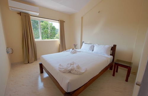 Sernabatim Hotel | Paloma De Goa Resort