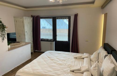 Cimpeni Hotel | Panna Gusto Guest Rooms