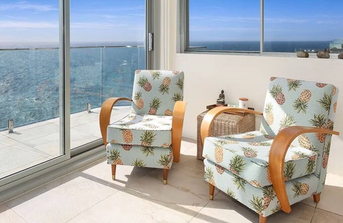 North Bondi Apartment | Panoramic Ocean Views from Every Room! Stunning 2 bedroom Bondi Beach Penthouse