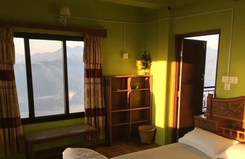 Sarangkot House | Panoramic View Guesthouse Sarangkot