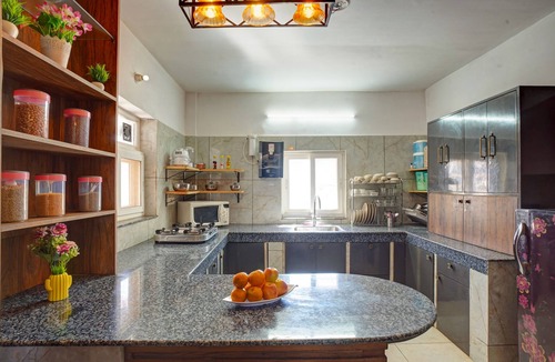 Mukteshwar Villa | Panoramic Views 4-bedroom Luxury villa in marvelous Mukteshwar for your getaway