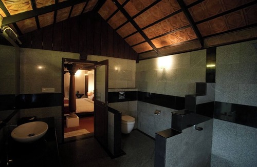 Elappara Hotel | Paradisa Nature Resort