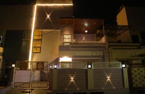 Ujjain Villa | Param ShivAOM Family Homestay