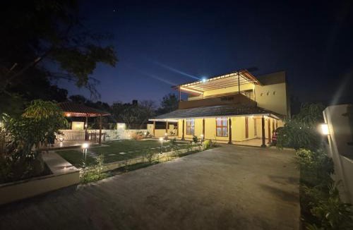 Kapurhol Villa | Parijat Villa - A Perfect Weekend Getaway