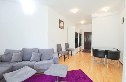 Copou Apartment | Parkside Haven Apartment - Copou