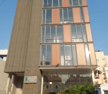 Kadubeesanahalli Hotel | Parkwood Suites Kadubeesanahalli