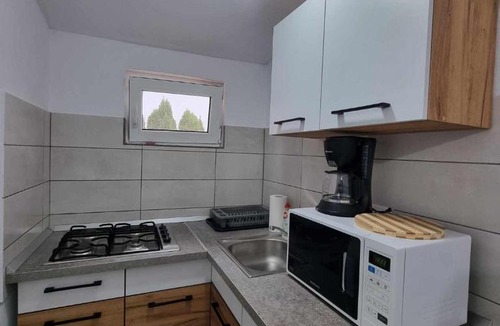 Dudestii Noi House | Parnica Home 3
