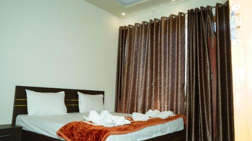 Almora Hotel | Parth Hotel and Restaurant