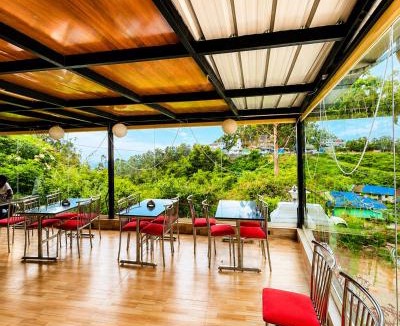 Periyur Hotel | Parudeesa Pool Resort