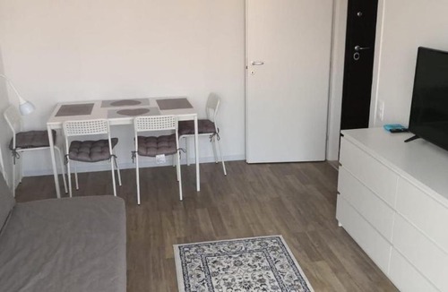 Stefanestii de Jos Apartment | Passiflora Cozy Apartment with Pool in Cosmopolis, North Bucharest