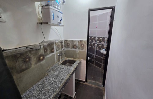 Tonk Road Apartment | Peaceful 1BHK 🌿 WiFi near by GT Mall, Airport” ✅ Jawahar circle malviya nagar