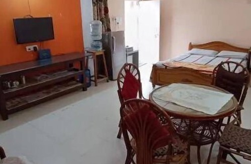 Hyderabad Apartment | Peaceful 1RK Room 9000084372