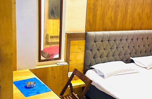 Jaipur Hotel | Peaceful City Hideaway - Balcony + Nature Views-202