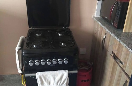 Eldoret Apartment | Peaceful Family Retreat Near Eldoret — Cozy 1-Bedroom with Full Kitchen